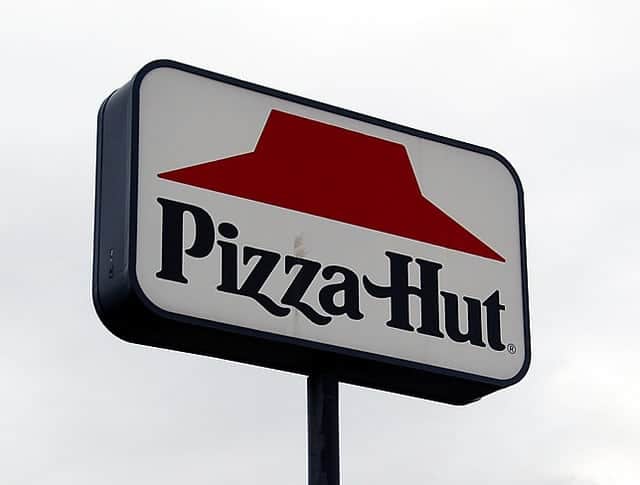 Pizza hut sign.